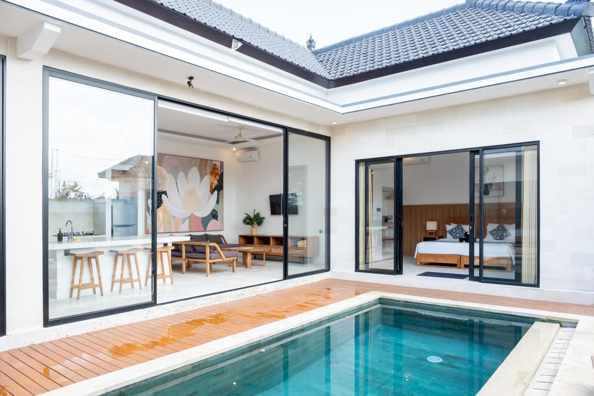 Oasis! Luxury, Private, Entire Villa, Villa Ubud